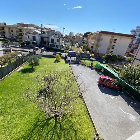 I Fiori Di Pietra Aparthotel