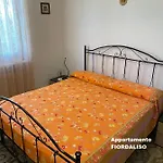 I Fiori Di Pietra מלון דירות *