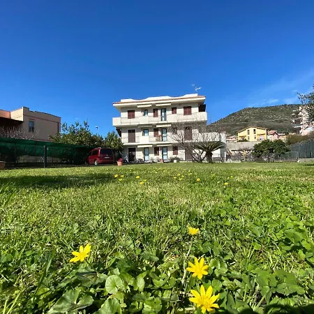 I Fiori Di Pietra * Pietra Ligure