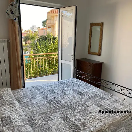 I Fiori Di Pietra Pietra Ligure