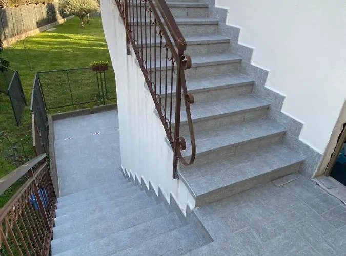 I Fiori Di Pietra Pietra Ligure